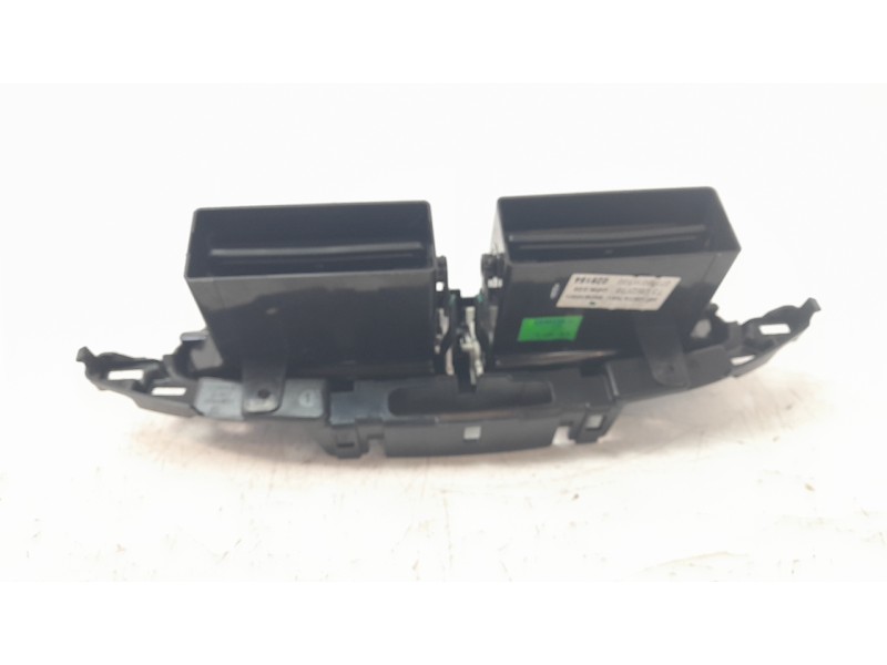 Recambio de rejilla aireadora para fiat tipo ii (356) sedan 1.6 jtdm 16v referencia OEM IAM 7356016100  