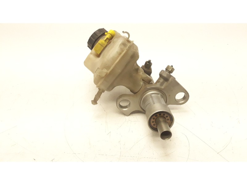 Recambio de bomba freno para chevrolet cruze 2.0 diesel cat referencia OEM IAM 2507145  
