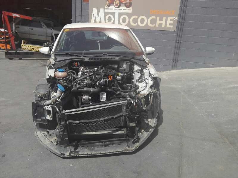 volkswagen polo (6r1) del año 2011