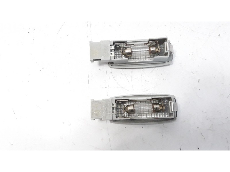 Recambio de luz interior para seat leon (1p1) 2.0 tdi referencia OEM IAM 3B0947109  