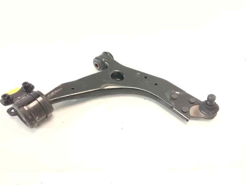 Recambio de brazo suspension inferior delantero derecho para ford kuga (cbv) titanium referencia OEM IAM 1723323  