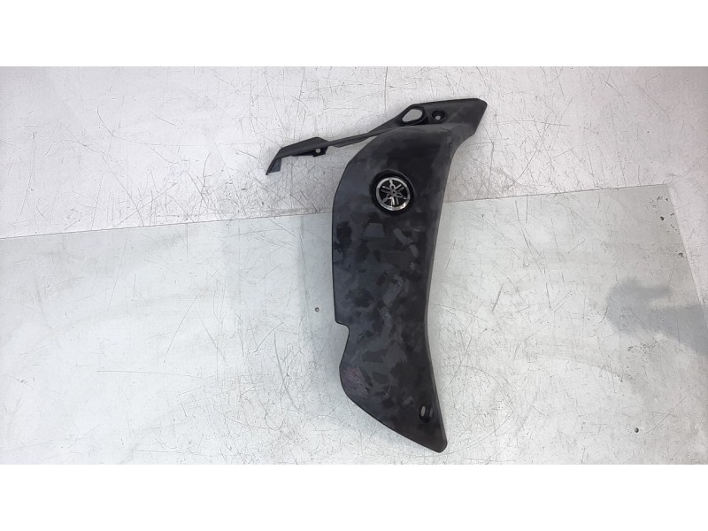 Recambio de carenado delantero derecho para yamaha tenere 700 referencia OEM IAM BAGF835H00  