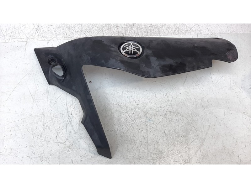 Recambio de carenado delantero derecho para yamaha tenere 700 referencia OEM IAM BAGF835H00  