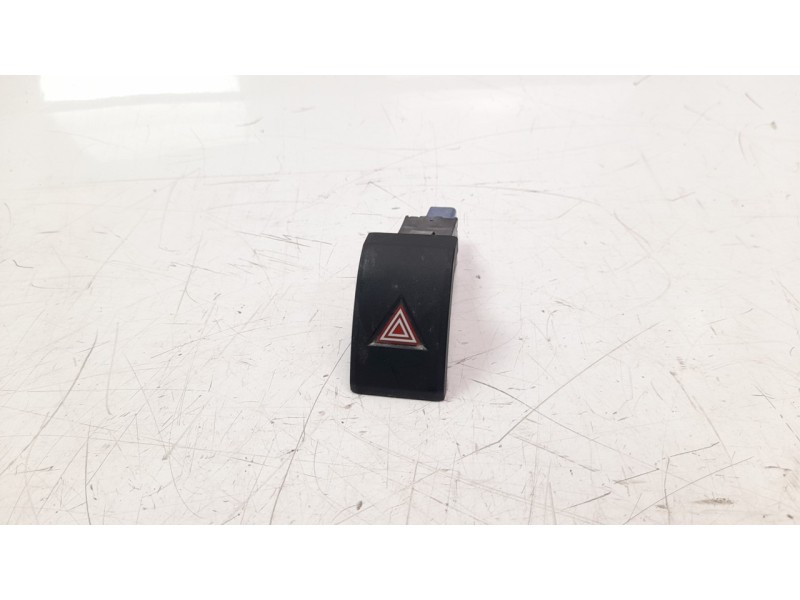 Recambio de warning para toyota rav4 hybrid 4x2 advance referencia OEM IAM 8433242030  