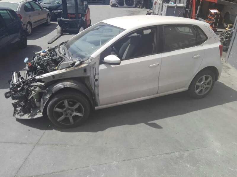 volkswagen polo (6r1) del año 2011