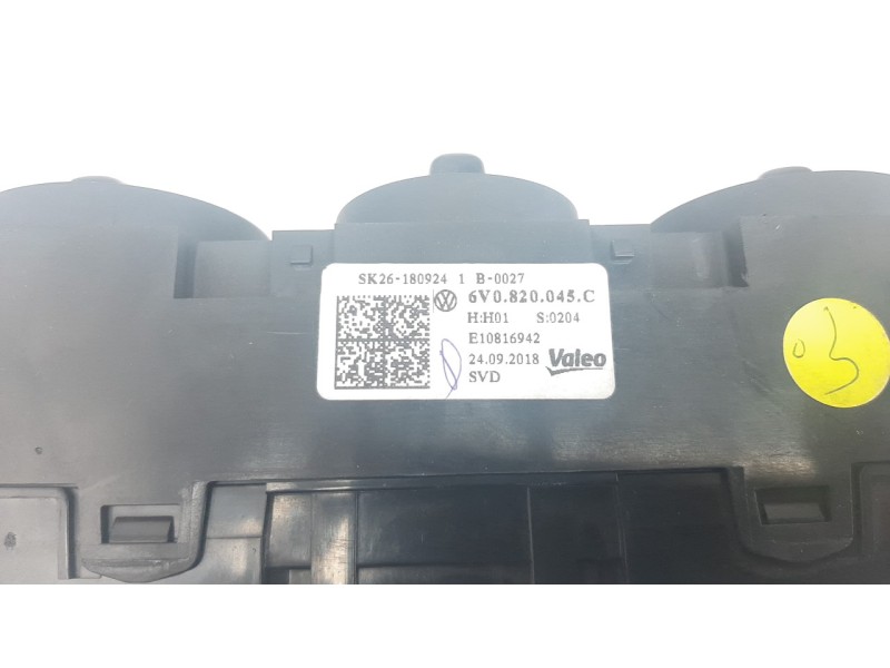 Recambio de mando climatizador para skoda fabia 1.0 tsi referencia OEM IAM 6V0820045C  