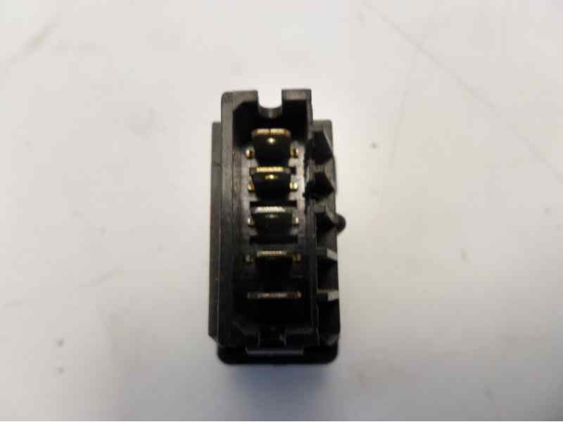 Recambio de interruptor para renault clio i fase i+ii (b/c57) 1.4 alize referencia OEM IAM   