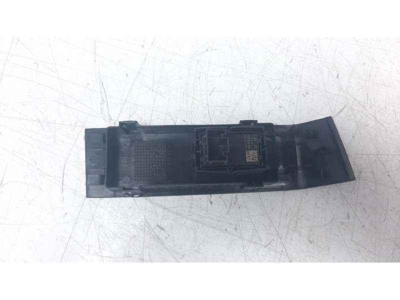 Recambio de mando elevalunas delantero derecho para skoda fabia 1.0 tsi referencia OEM IAM 6V0959855  