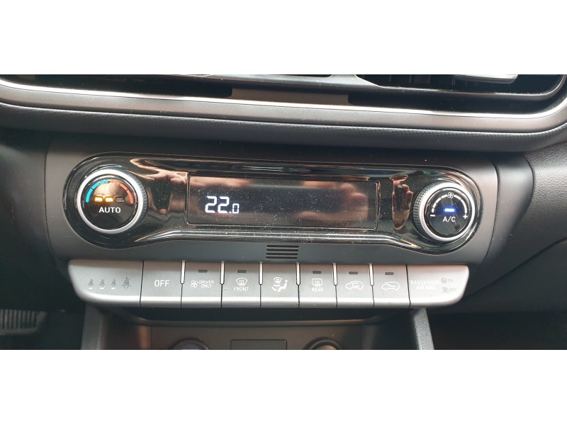 Recambio de mando climatizador para hyundai kona referencia OEM IAM 97250CM070  