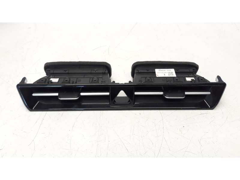 Recambio de rejilla aireadora para kia niro referencia OEM IAM 97410AT000SA1  