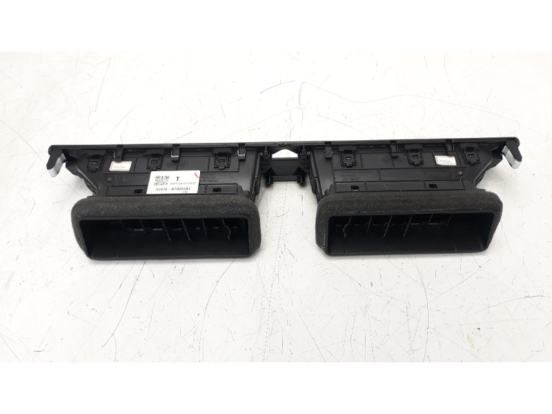 Recambio de rejilla aireadora para kia niro referencia OEM IAM 97410AT000SA1  
