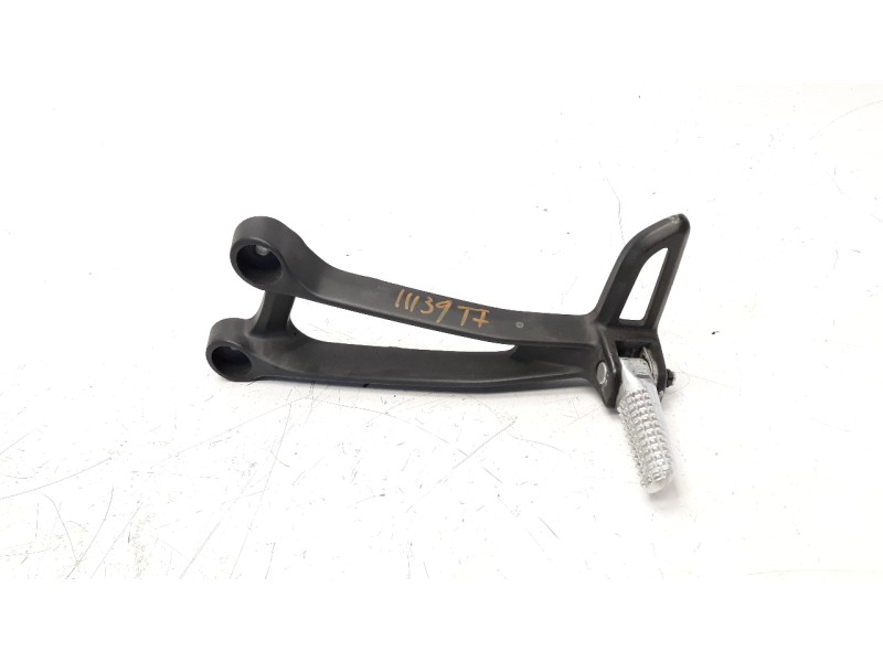 Recambio de estribo para yamaha mt-07 referencia OEM IAM B7N2743100 1WS2741L01 