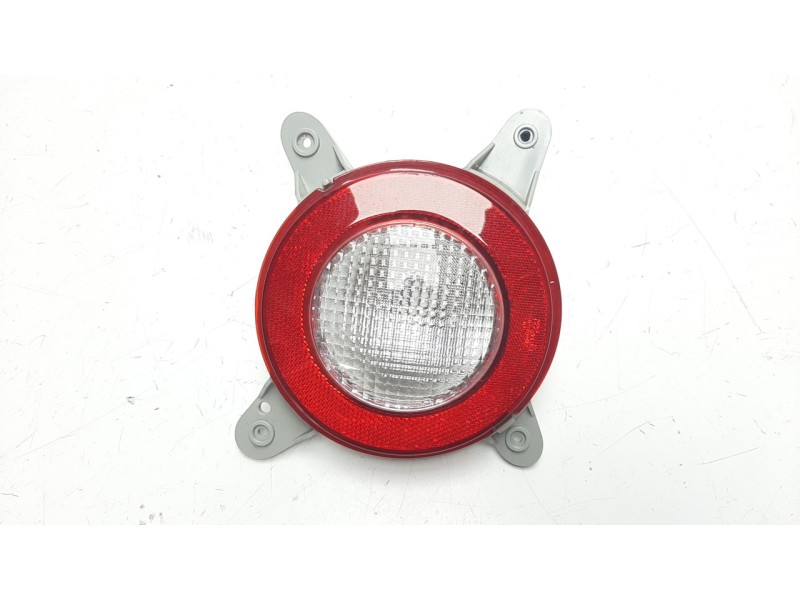 Recambio de piloto marcha atras para kia picanto 1.0 cat referencia OEM IAM 924051Y8RH  