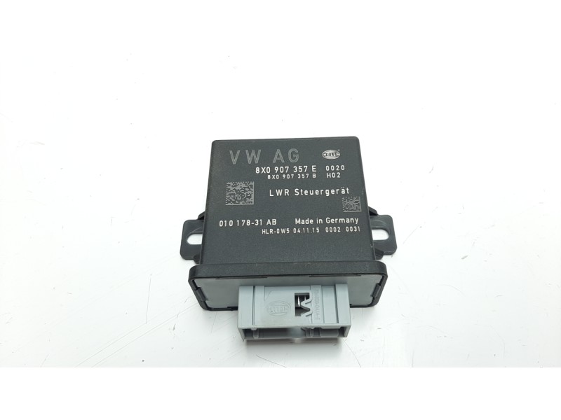 Recambio de centralita faros xenon para audi a1 (8xk) 1.6 tdi referencia OEM IAM 8X0907357E  