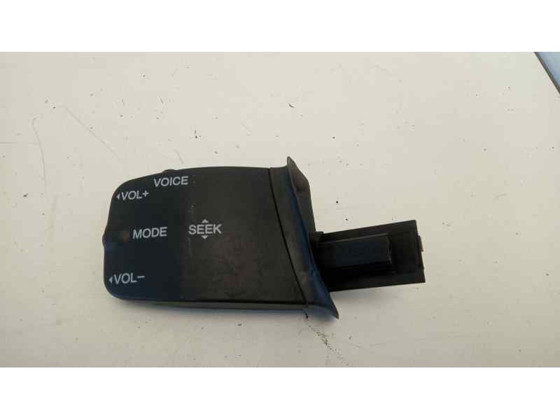 Recambio de mando volante para ford kuga (cbv) titanium referencia OEM IAM 758709  