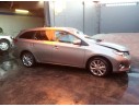 TOYOTA AURIS TOURING SPORTS (E18)
