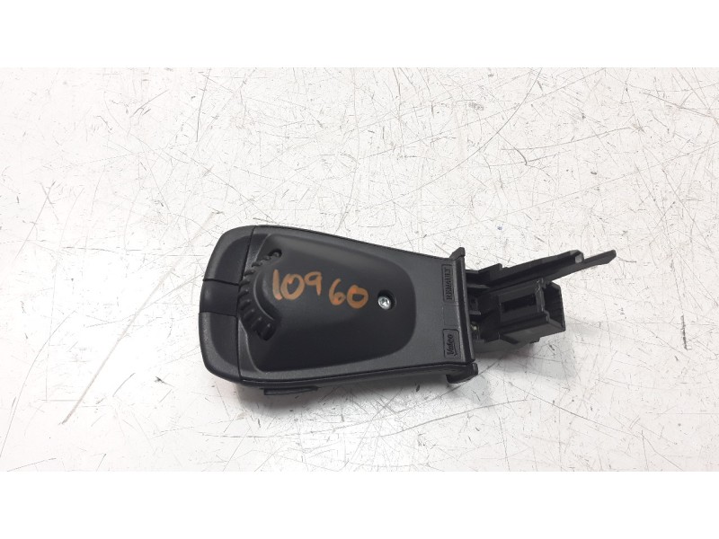 Recambio de mando multifuncion para renault megane iv berlina 5p 1.5 dci diesel fap energy referencia OEM IAM 255520229R  