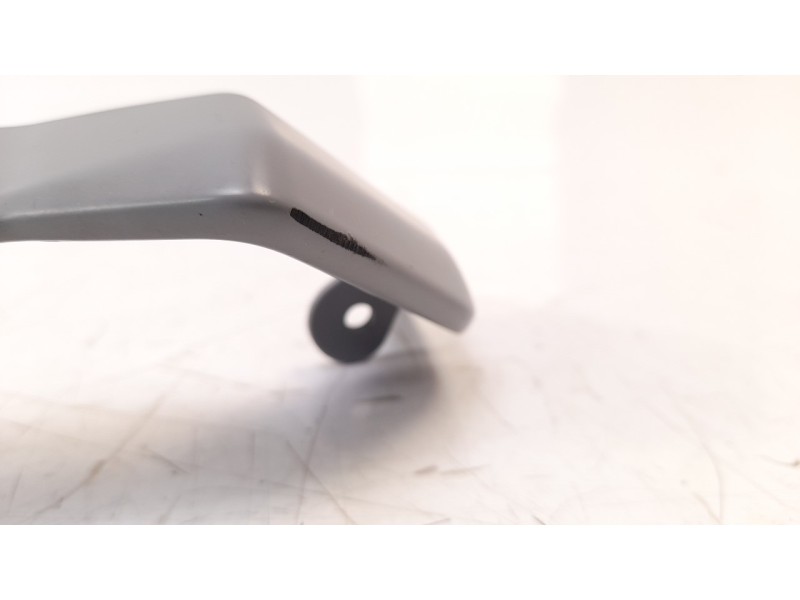 Recambio de moldura para yamaha mt-07 referencia OEM IAM B4C28361  