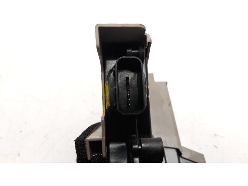 Recambio de cerradura puerta trasera izquierda para kia xceed 1.4 tgdi cat referencia OEM IAM 81410J7300  