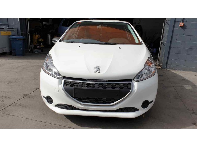 peugeot 208 del año 2015