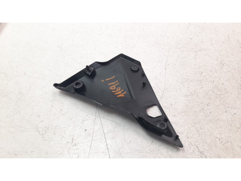 Recambio de moldura para yamaha tenere 700 referencia OEM IAM BW3F171100  