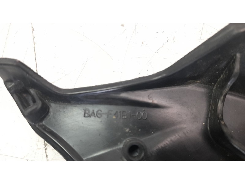 Recambio de moldura para yamaha tenere 700 referencia OEM IAM BAGF41B100  