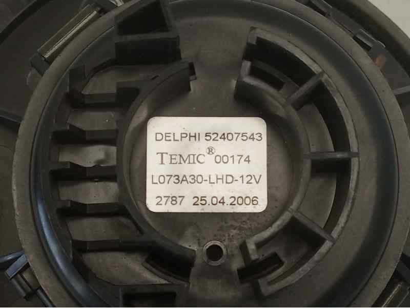 Recambio de ventilador calefaccion para opel astra h berlina sport referencia OEM IAM 52407543 00174 885601156
