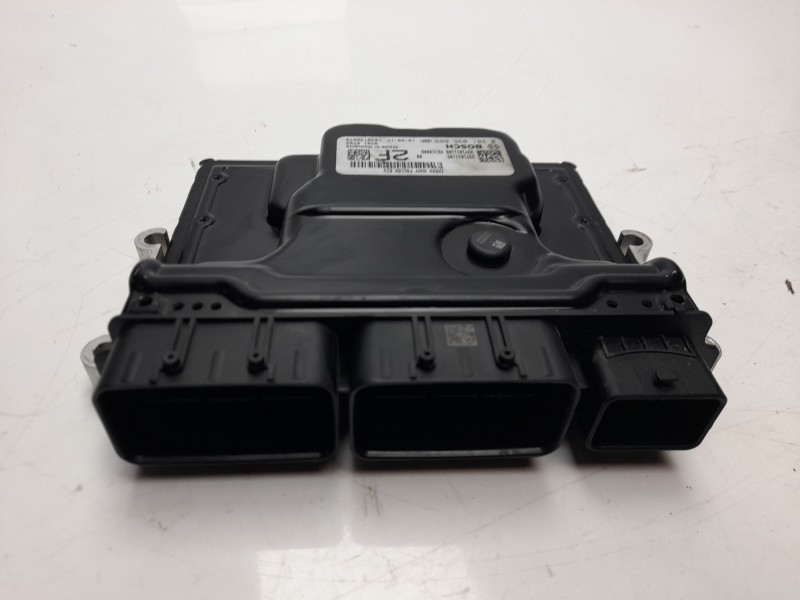 Recambio de centralita motor uce para dacia logan ii comfort referencia OEM IAM 281035669  