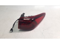 PILOTO TRASERO DERECHO 92402J9500 