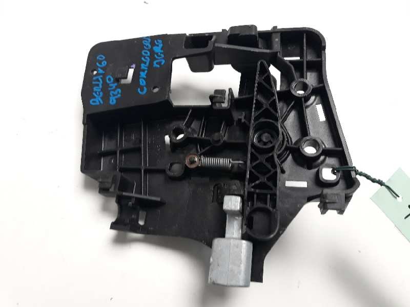 Recambio de maneta interior trasera derecha para citroen berlingo station wagon live edition referencia OEM IAM 9682100677  