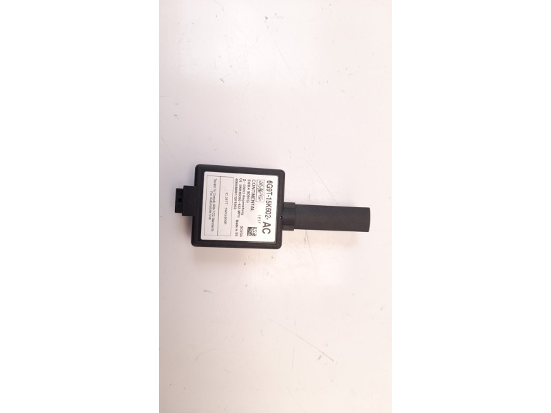 Recambio de antena para land rover freelander (lr2) td4 s referencia OEM IAM 6G9T15K602AC 5WK49091G 