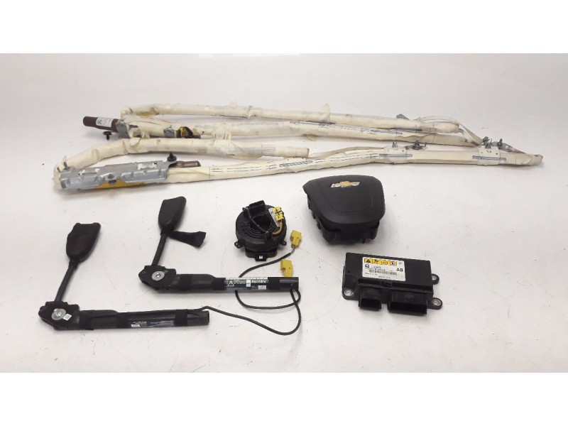Recambio de kit airbag para chevrolet cruze 2.0 diesel cat referencia OEM IAM 42451387  