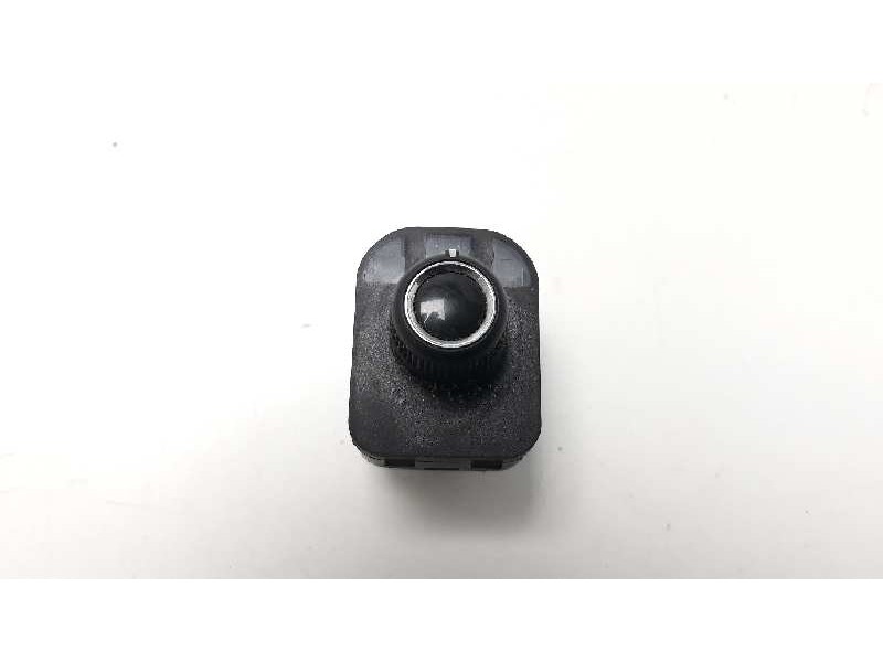 Recambio de mando retrovisor para audi a4 ber. (b8) e referencia OEM IAM 8K0959565B  