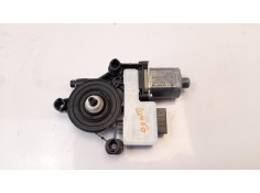 MOTOR ELEVALUNAS TRASERO IZQUIERDO 5Q0959811A 0130822725 
