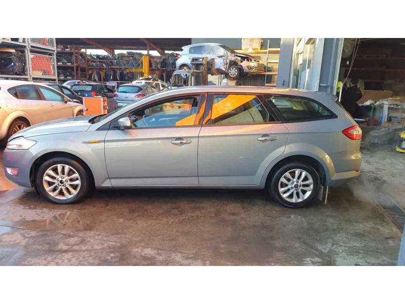 ford mondeo sportbreak (ca2) del año 2010