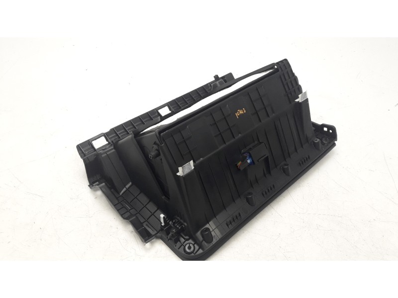 Recambio de guantera para kia xceed 1.4 tgdi cat referencia OEM IAM 84510J7000WK  