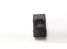 Recambio de mando elevalunas trasero derecho para chevrolet cruze 2.0 diesel cat referencia OEM IAM 20933566 IAF240077GM  2