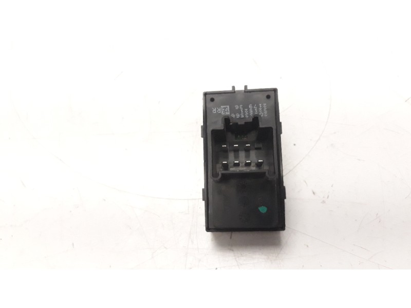 Recambio de mando elevalunas trasero derecho para chevrolet cruze 2.0 diesel cat referencia OEM IAM 20933566 IAF240077GM 