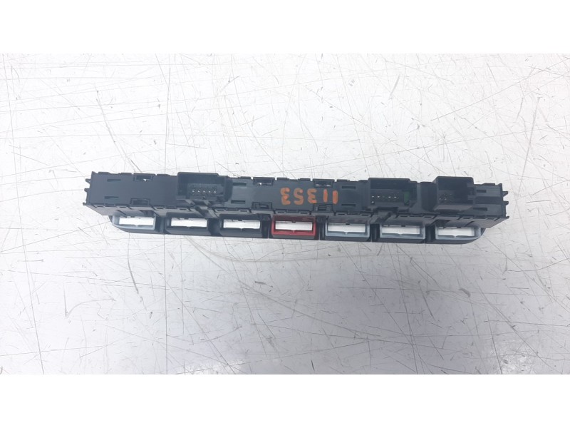 Recambio de warning para skoda fabia 1.0 tsi referencia OEM IAM 6V0927132A  