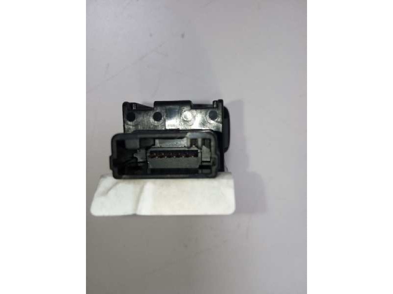 Recambio de palanca freno para toyota auris hybrid active referencia OEM IAM 15C315  