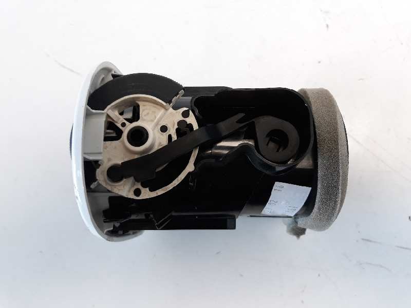 Recambio de rejilla aireadora para citroen c3 picasso live edition referencia OEM IAM 9683043377  