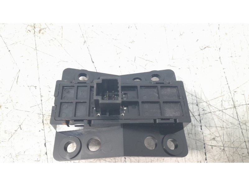 Recambio de interruptor para nissan qashqai (j11) tekna referencia OEM IAM 252734BA0A  