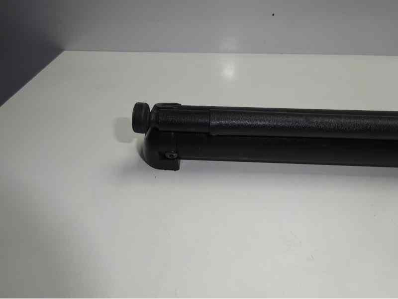 Recambio de bandeja trasera para peugeot 206 cc cc referencia OEM IAM   