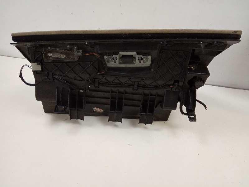 Recambio de guantera para bmw serie 3 berlina (e90) 320d referencia OEM IAM 51169110539  