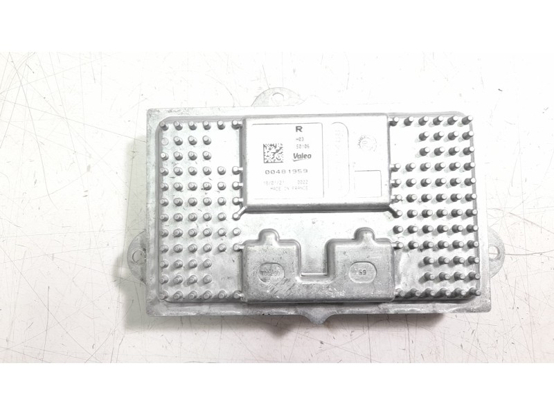 Recambio de centralita luces para peugeot 508 hybrid 180 allure referencia OEM IAM L90032783  