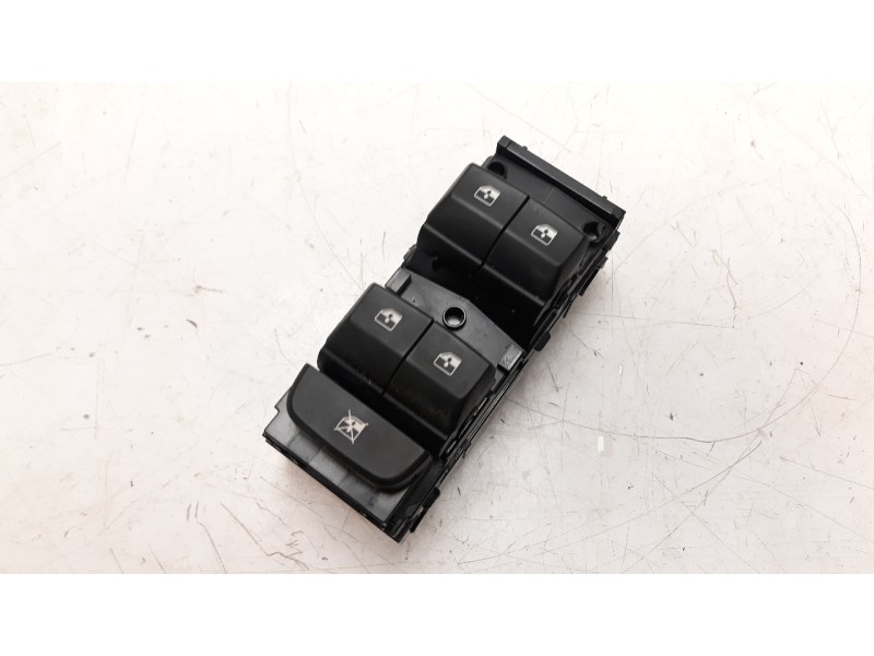 Recambio de mando elevalunas delantero izquierdo para kia xceed 1.4 tgdi cat referencia OEM IAM 93570J7000  