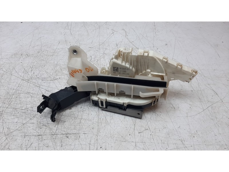 Recambio de cerradura puerta delantera derecha para jeep renegade limited 4x4 referencia OEM IAM 40126025  