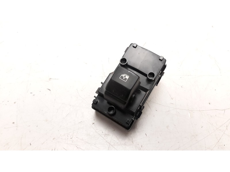 Recambio de mando elevalunas trasero izquierdo para kia xceed 1.4 tgdi cat referencia OEM IAM 93580J7050  