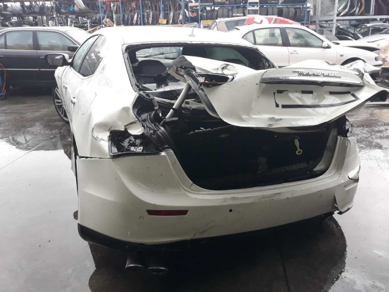 maserati ghibli del año 2015