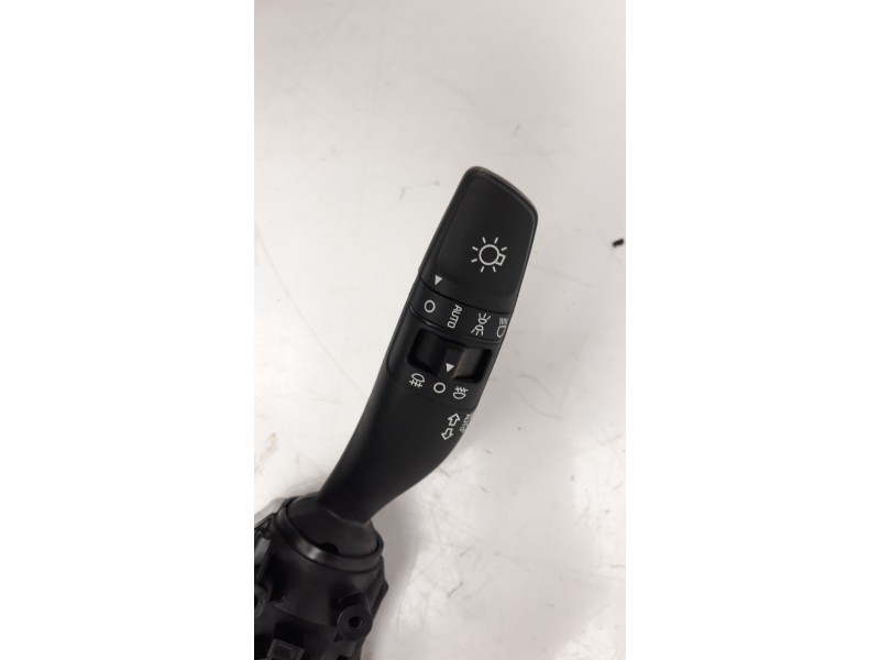 Recambio de mando multifuncion para kia xceed 1.4 tgdi cat referencia OEM IAM 93404J7960  